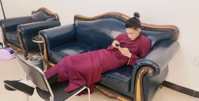 刘信达死磕德云社炮轰郭麒麟没文化带坏青少年指责秦霄贤阴暗