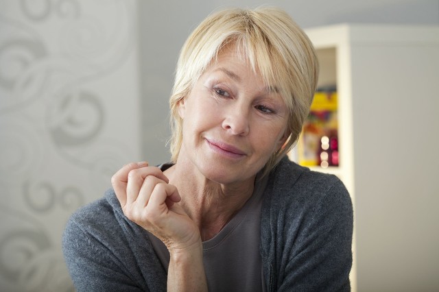 想找一个有钱人，不顾父母的反对嫁给了他休闲区蓝鸢梦想 - Www.slyday.coM