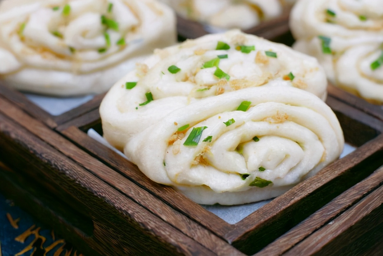 香葱花卷的做法营养丰富味道鲜美