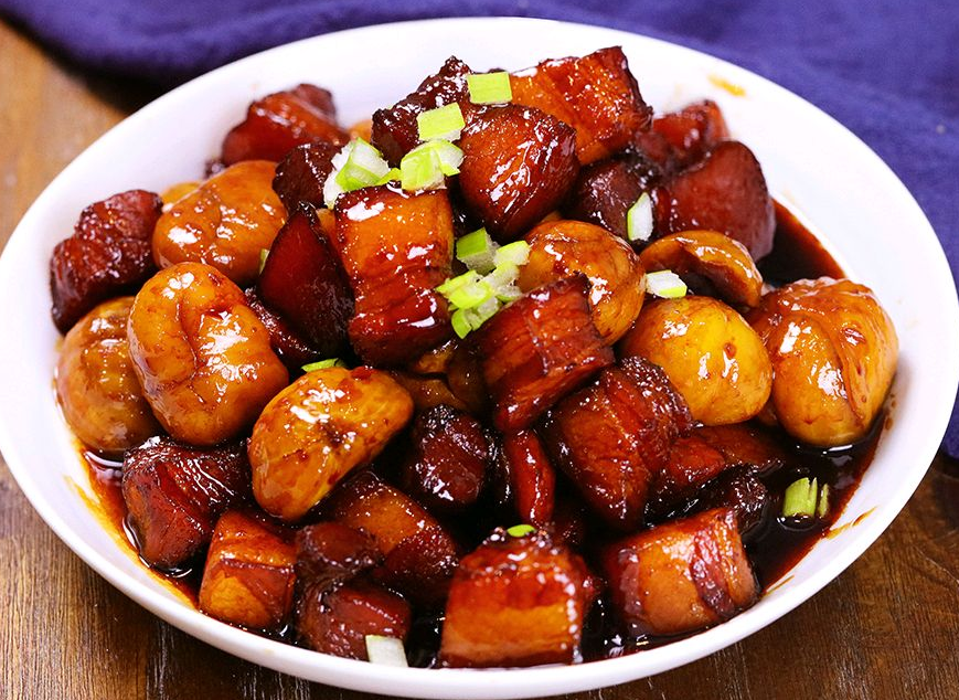 板栗红烧肉怎么做好吃?大厨教你一招!