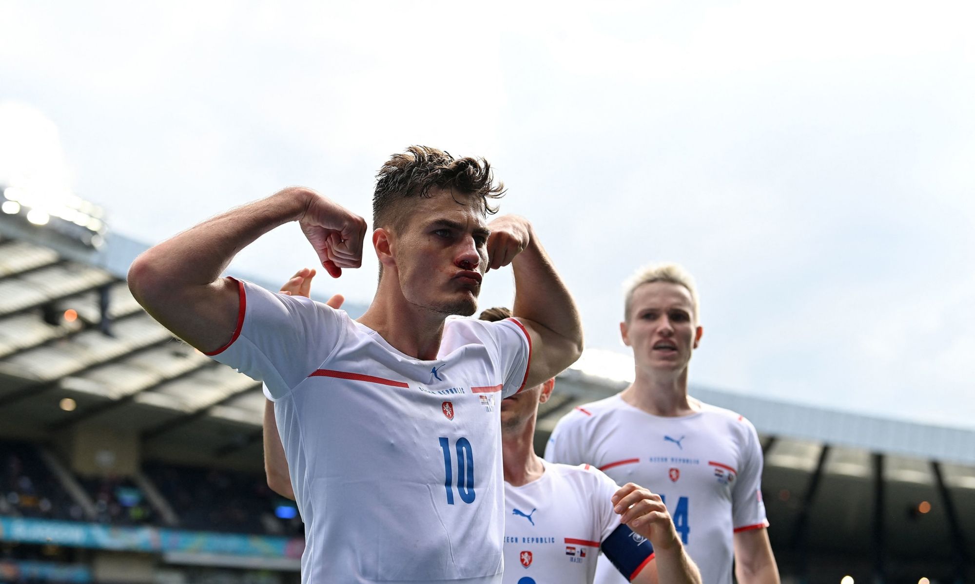 2场3球!捷克神锋大爆发,超越c罗独自领跑,世界杯亚军陷入绝境