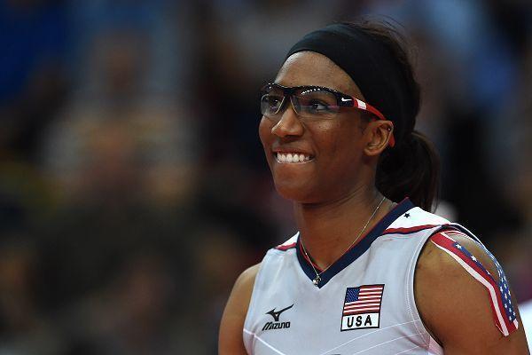 美国球迷被打服！对中国女排赞不绝口，讽刺美国队冠军是中国送的休闲区蓝鸢梦想 - Www.slyday.coM