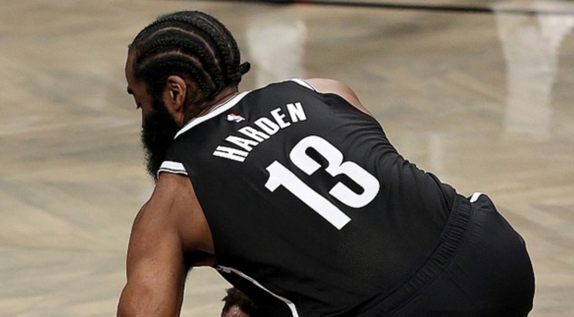 3场137分钟!哈登倾尽一切,赛后落寞离场让人心疼