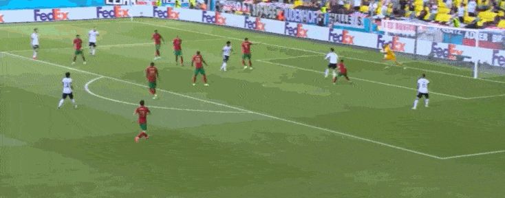 四分钟俩乌龙,C罗欲哭无泪,德国打爆葡萄牙休闲区蓝鸢梦想 - Www.slyday.coM 四分钟俩乌龙,C罗欲哭无泪,德国打爆葡萄牙休闲区蓝鸢梦想 - Www.slyday.coM