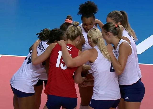 美国球迷被打服！对中国女排赞不绝口，讽刺美国队冠军是中国送的休闲区蓝鸢梦想 - Www.slyday.coM