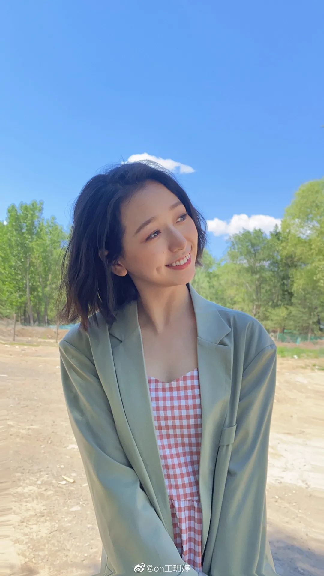 王玥婷新晋95花电影脸甜美憨憨阳光姐妹淘女一号