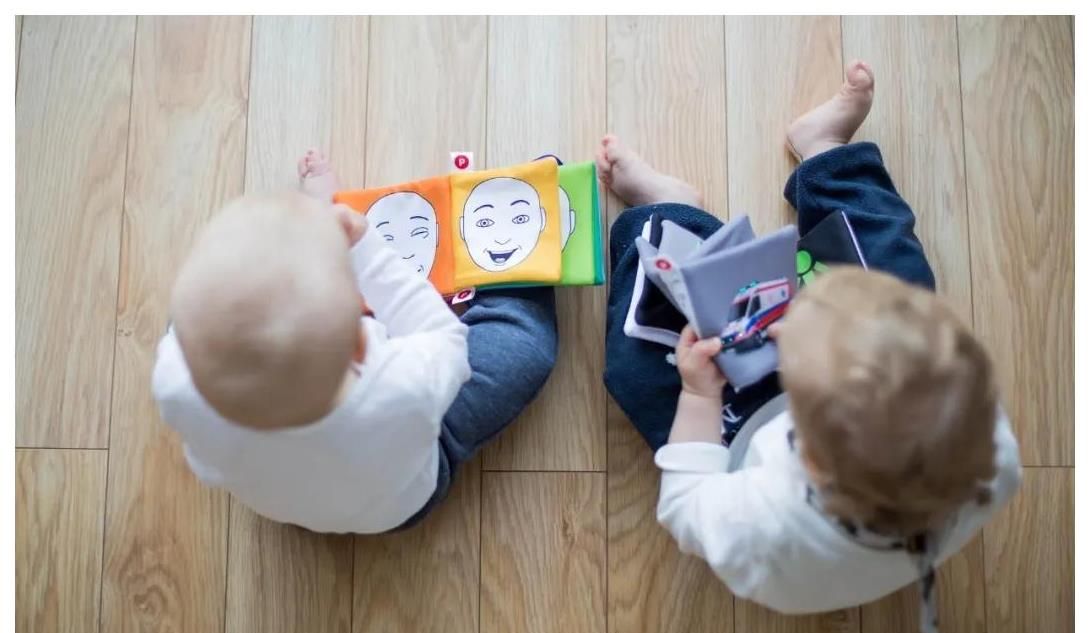 三个月的宝宝夜里睡觉常惊醒,如何让他后半夜睡得安稳?休闲区蓝鸢梦想 - Www.slyday.coM