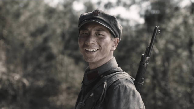 " 忘了也没关系,大家只要知道有长征这件事情,有一些勇敢的人就行了