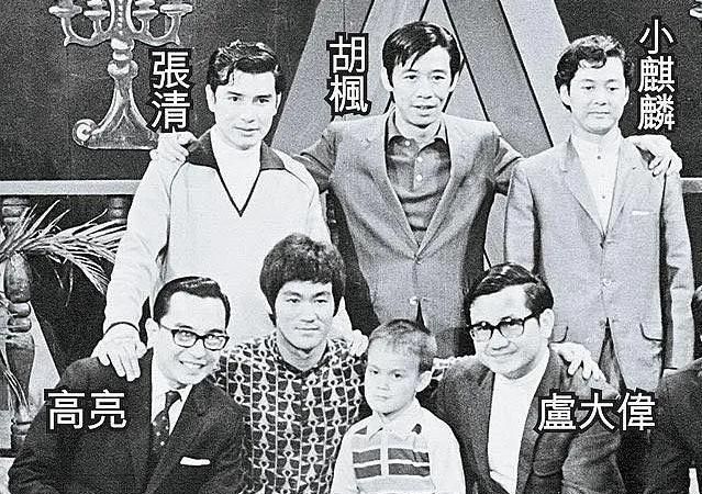 童年记忆89岁胡枫爷爷又在红馆开演唱会,当红时咖位比李小龙还大休闲区蓝鸢梦想 - Www.slyday.coM 童年记忆89岁胡枫爷爷又在红馆开演唱会,当红时咖位比李小龙还大休闲区蓝鸢梦想 - Www.slyday.coM