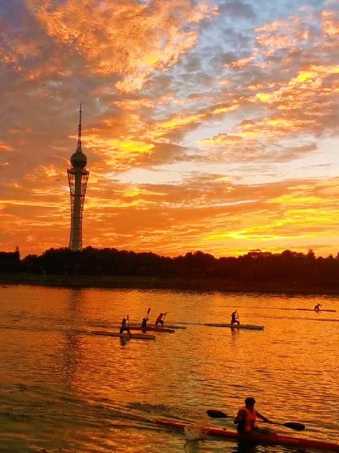 六安 夏至日六安月亮岛晚霞_手机新浪网