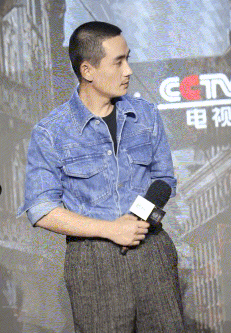 朱一龙现身发布会,含胸驼背一脸胡茬,大他十岁的王阳更抗老休闲区蓝鸢梦想 - Www.slyday.coM 朱一龙现身发布会,含胸驼背一脸胡茬,大他十岁的王阳更抗老休闲区蓝鸢梦想 - Www.slyday.coM