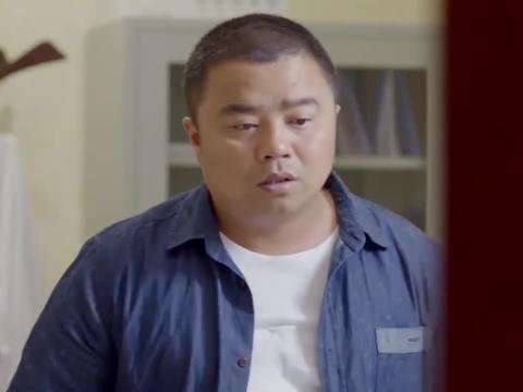 大年初一立春:大年推着轮椅跑,病人看懵了,轮椅还能玩漂移