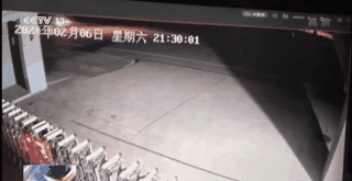 网约车两次改路线,女子跳车骨折,平台:她需要去看看脑子休闲区蓝鸢梦想 - Www.slyday.coM 网约车两次改路线,女子跳车骨折,平台:她需要去看看脑子休闲区蓝鸢梦想 - Www.slyday.coM