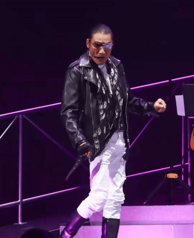 童年记忆89岁胡枫爷爷又在红馆开演唱会,当红时咖位比李小龙还大休闲区蓝鸢梦想 - Www.slyday.coM 童年记忆89岁胡枫爷爷又在红馆开演唱会,当红时咖位比李小龙还大休闲区蓝鸢梦想 - Www.slyday.coM