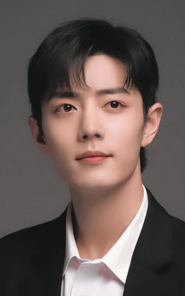 肖战新代言"宠爱式"预热,不露正脸的地广,排面十足