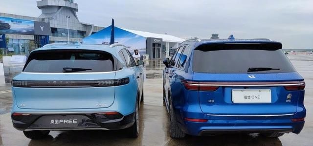 理想one对比岚图free,都是增程式谁更强?