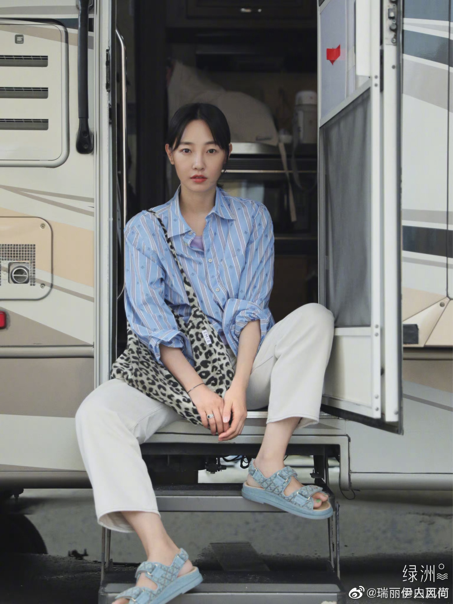 白百合 三日上班look 夏日慵懒随意穿搭,毫不费力的时髦