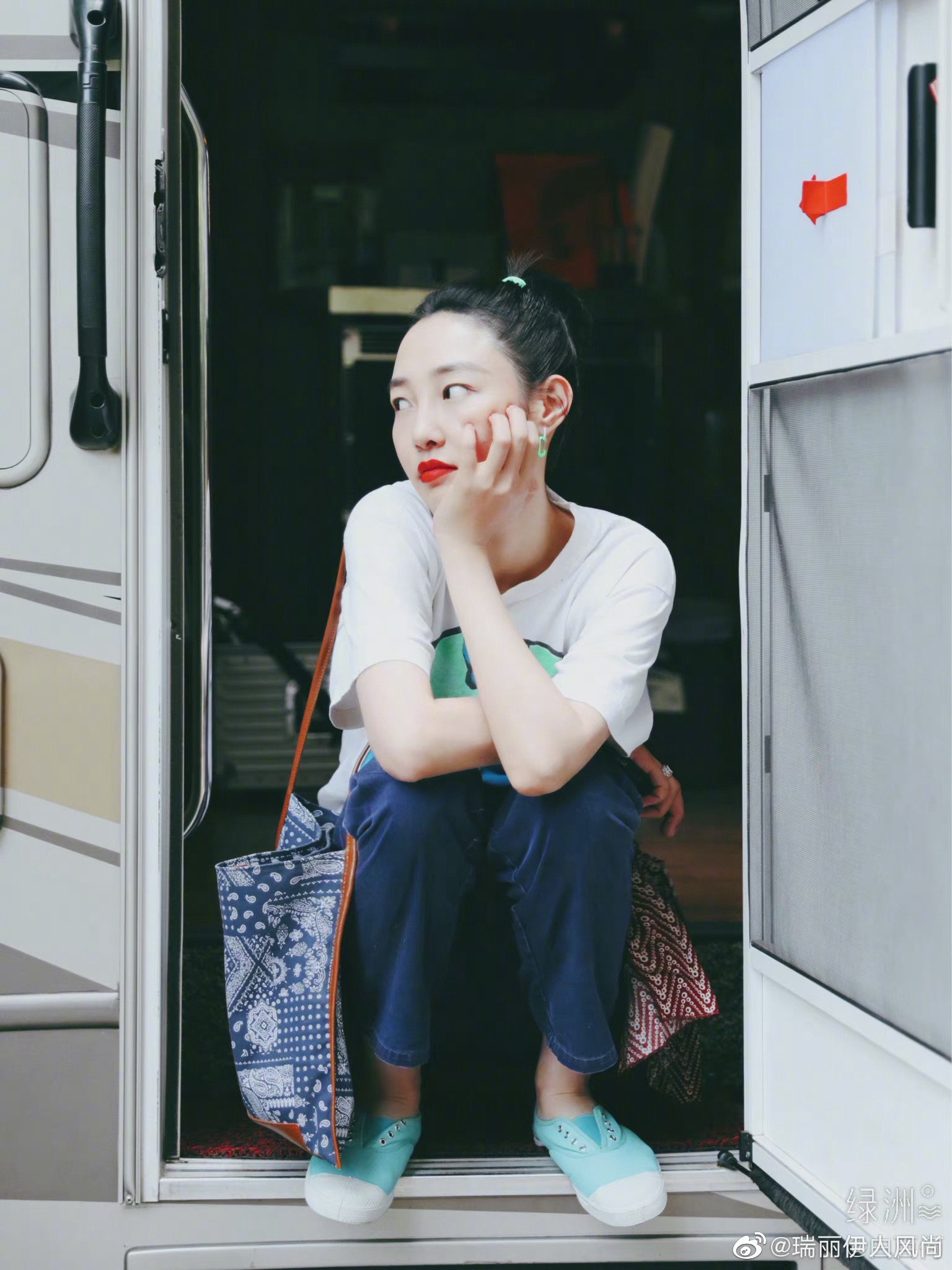 白百合 │ 三日上班look 夏日慵懒随意穿搭,毫不费力的时髦|白百合