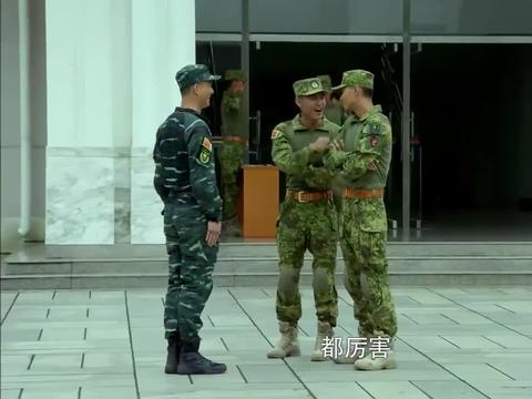 利刃出击士官长教训两位老兵给罗霄取代号叫红烧肉真随意啊