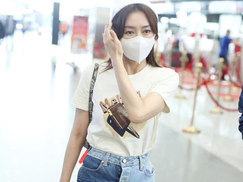 裙子姐姐主播遭维权：鉴定证书造假或涉伪造印章