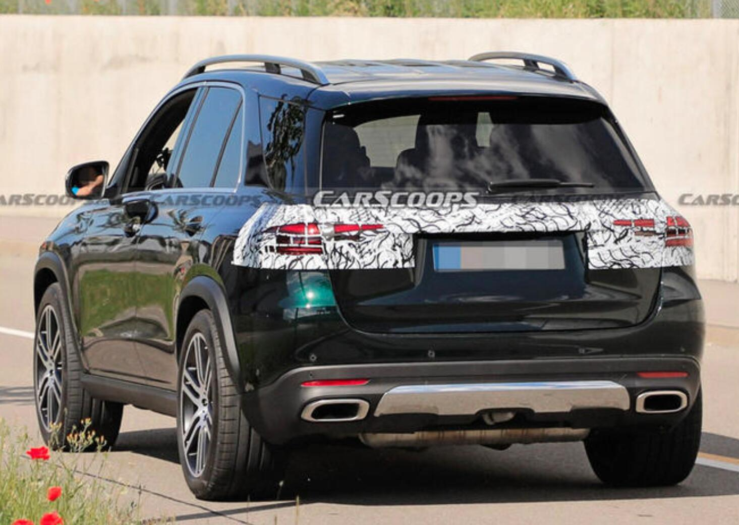 奔驰新款gle海外谍照曝光 将于2022年发布