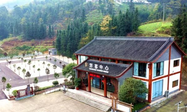 陕西一景区遭摘牌儿,工作人员心气儿太高,服务冷淡,被多次投诉休闲区蓝鸢梦想 - Www.slyday.coM 陕西一景区遭摘牌儿,工作人员心气儿太高,服务冷淡,被多次投诉休闲区蓝鸢梦想 - Www.slyday.coM