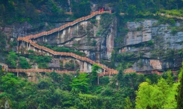 陕西一景区遭摘牌儿,工作人员心气儿太高,服务冷淡,被多次投诉休闲区蓝鸢梦想 - Www.slyday.coM 陕西一景区遭摘牌儿,工作人员心气儿太高,服务冷淡,被多次投诉休闲区蓝鸢梦想 - Www.slyday.coM