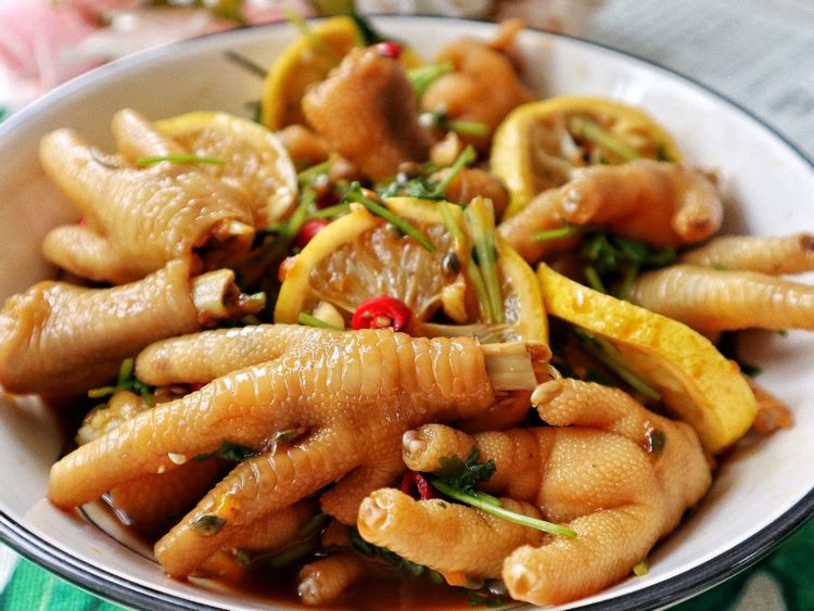 爱吃柠檬鸡爪不用花钱买,自己也能做,干净实惠,省钱又好吃