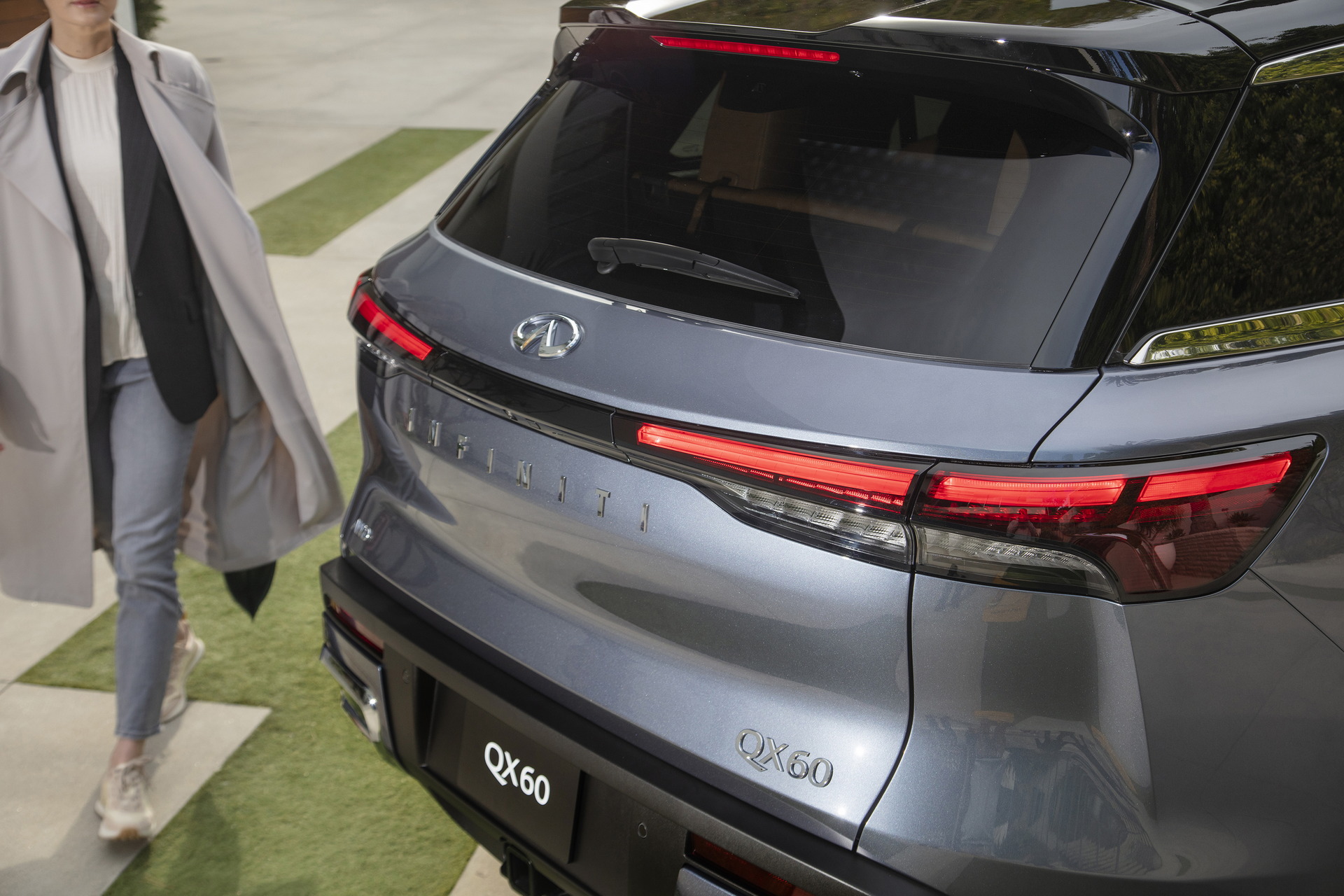 子弹说车丨三胎家庭不可错过,全新英菲尼迪qx60官图发布