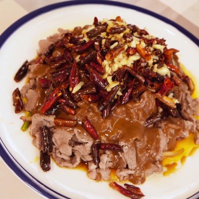 油泼羊肉自己常吃的一道美食