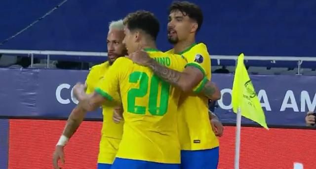 开场仅仅10分钟,哥伦比亚取得领先,夸德拉多传中,迪亚兹完成了一个技