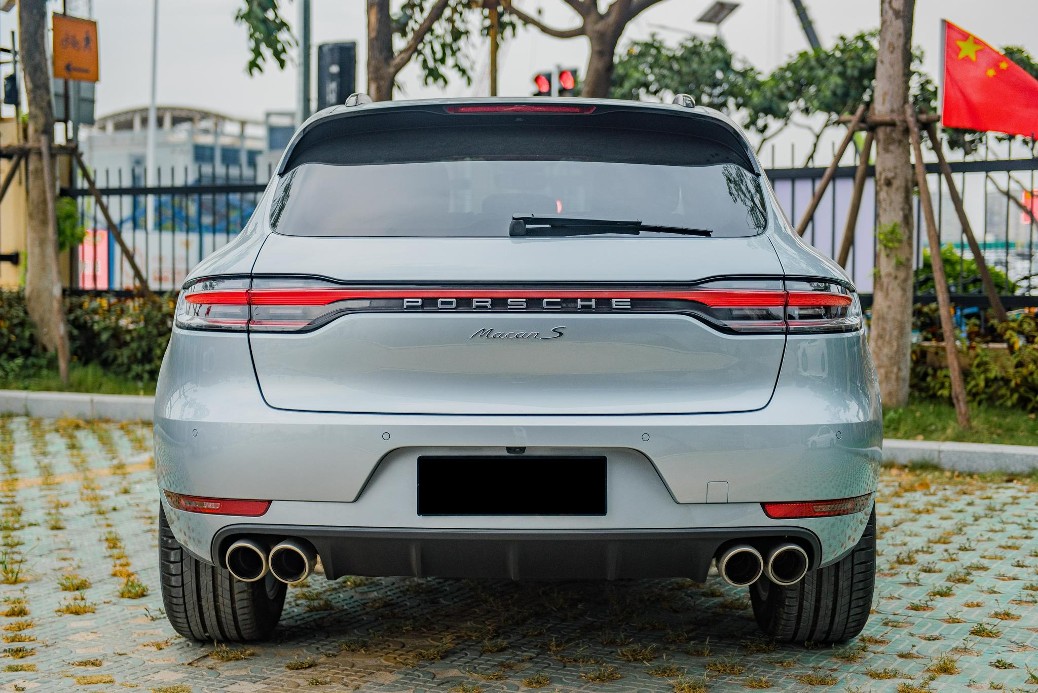 没见过没感觉见过就会买保时捷macans白云石金属漆值得选配