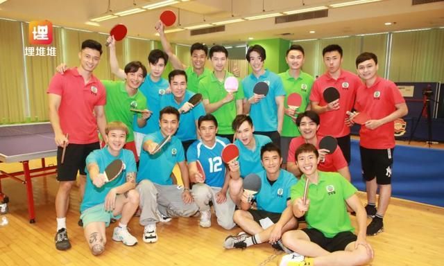 明星运动会来袭,上百名艺人参加,看看有你的爱豆吗?休闲区蓝鸢梦想 - Www.slyday.coM