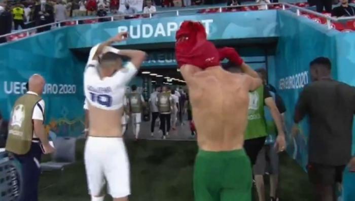 和本泽马交换球衣,C罗需要支付葡萄牙队费用吗?要付多少钱?休闲区蓝鸢梦想 - Www.slyday.coM 和本泽马交换球衣,C罗需要支付葡萄牙队费用吗?要付多少钱?休闲区蓝鸢梦想 - Www.slyday.coM