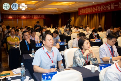 省医师协会手外科分会主任委员,安徽医科大学第一附属医院周洪翔教授