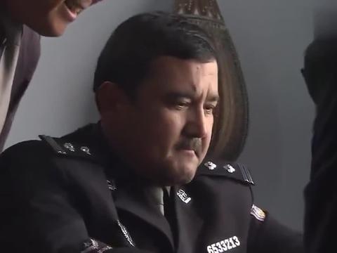 大漠高墙萧凡找赫茹拿钥匙谁料赫茹丢掉了真是当误事