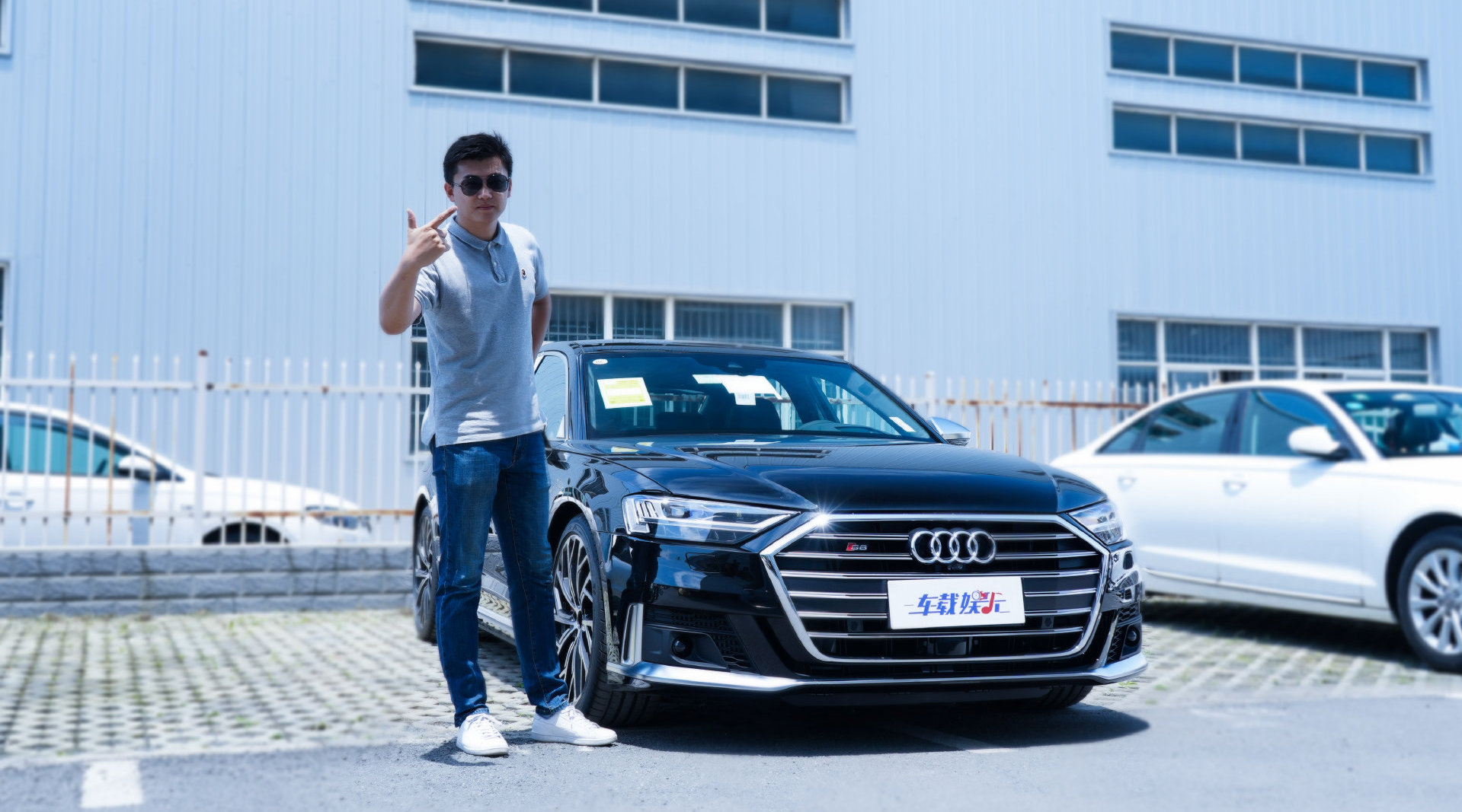 一套头灯24万,用r8的价格买s8l,尊贵的奥迪车主有多壕?