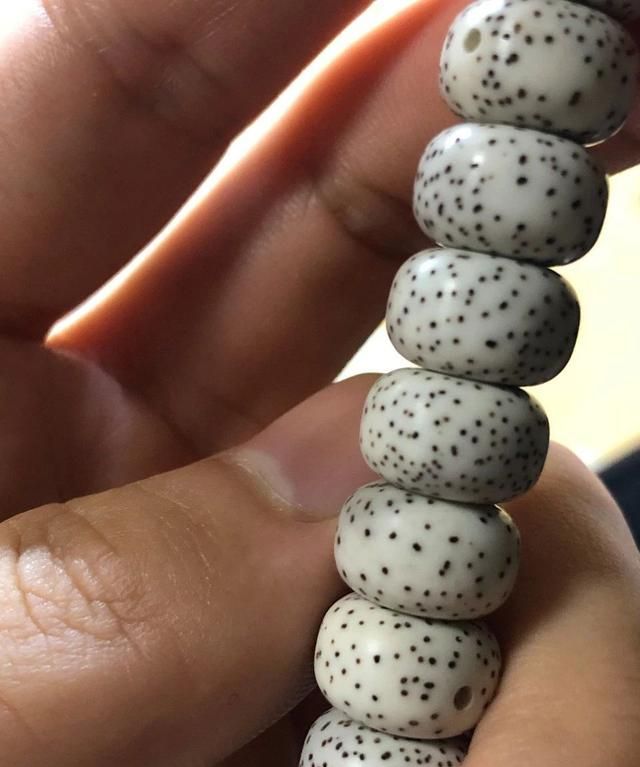 极品月朗星稀的顺白星月菩提开片之美