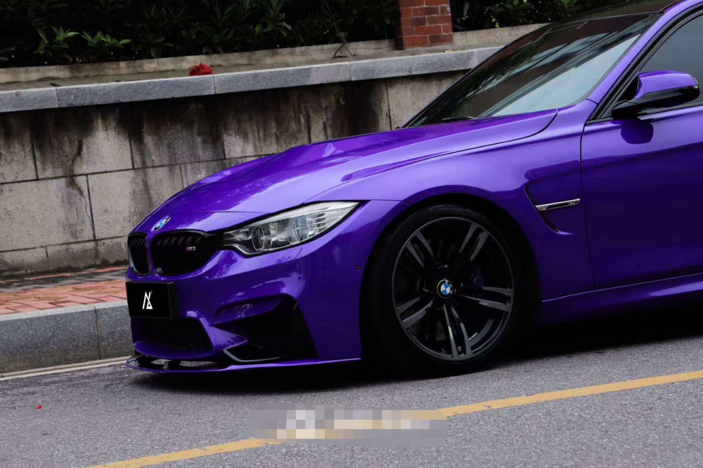 膜呗改色案例:宝马m3改色荧光紫 自带仙气-新浪汽车