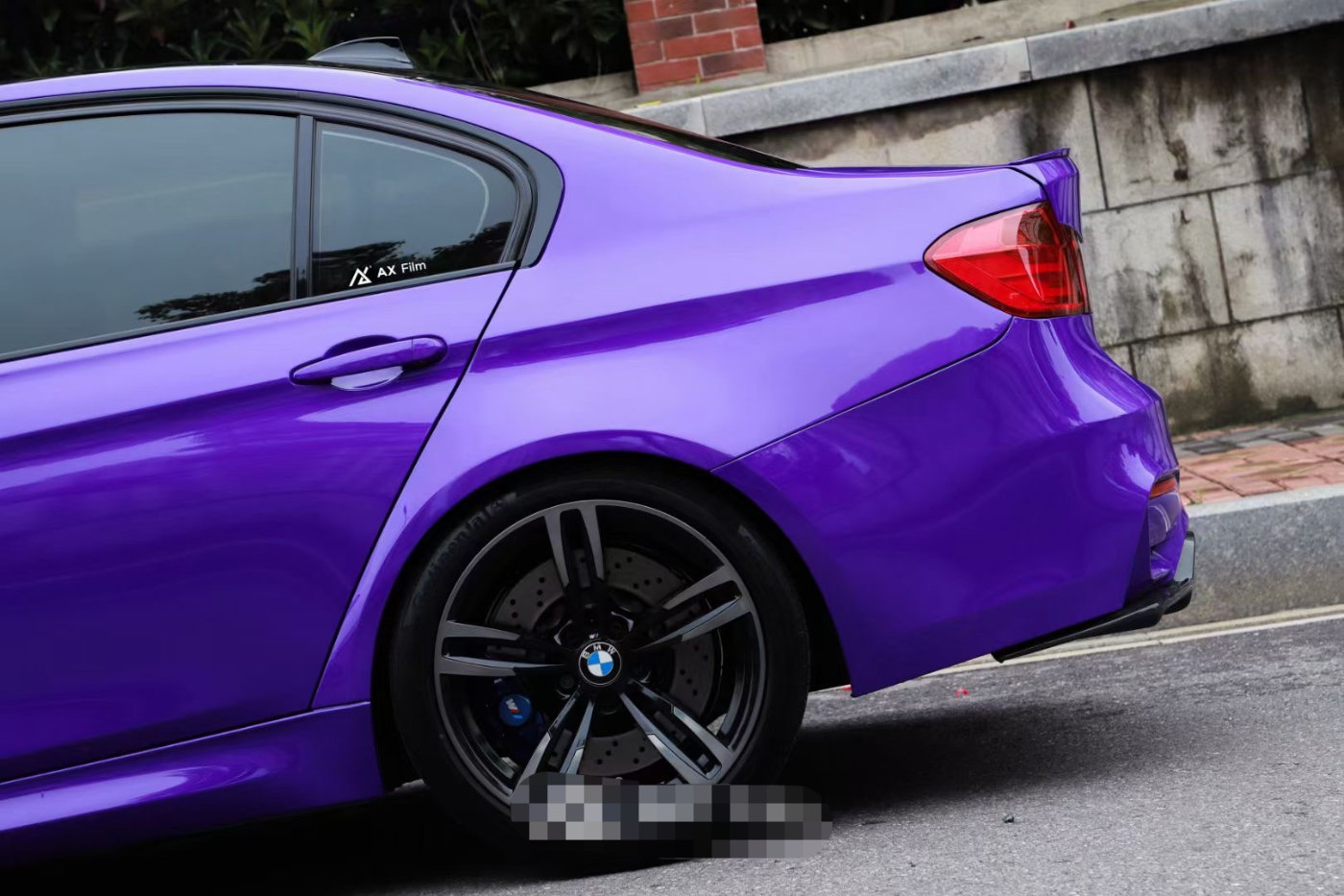 膜呗改色案例宝马m3改色荧光紫自带仙气
