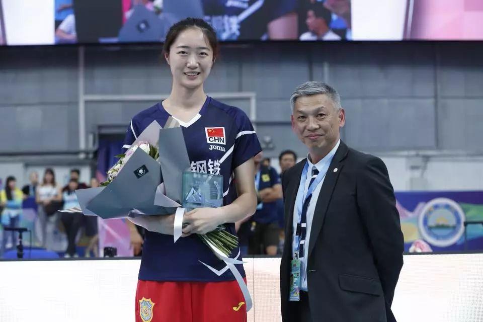 江苏女排又一冠军名将宣布退役,蔡斌或选拔新人顶上位置