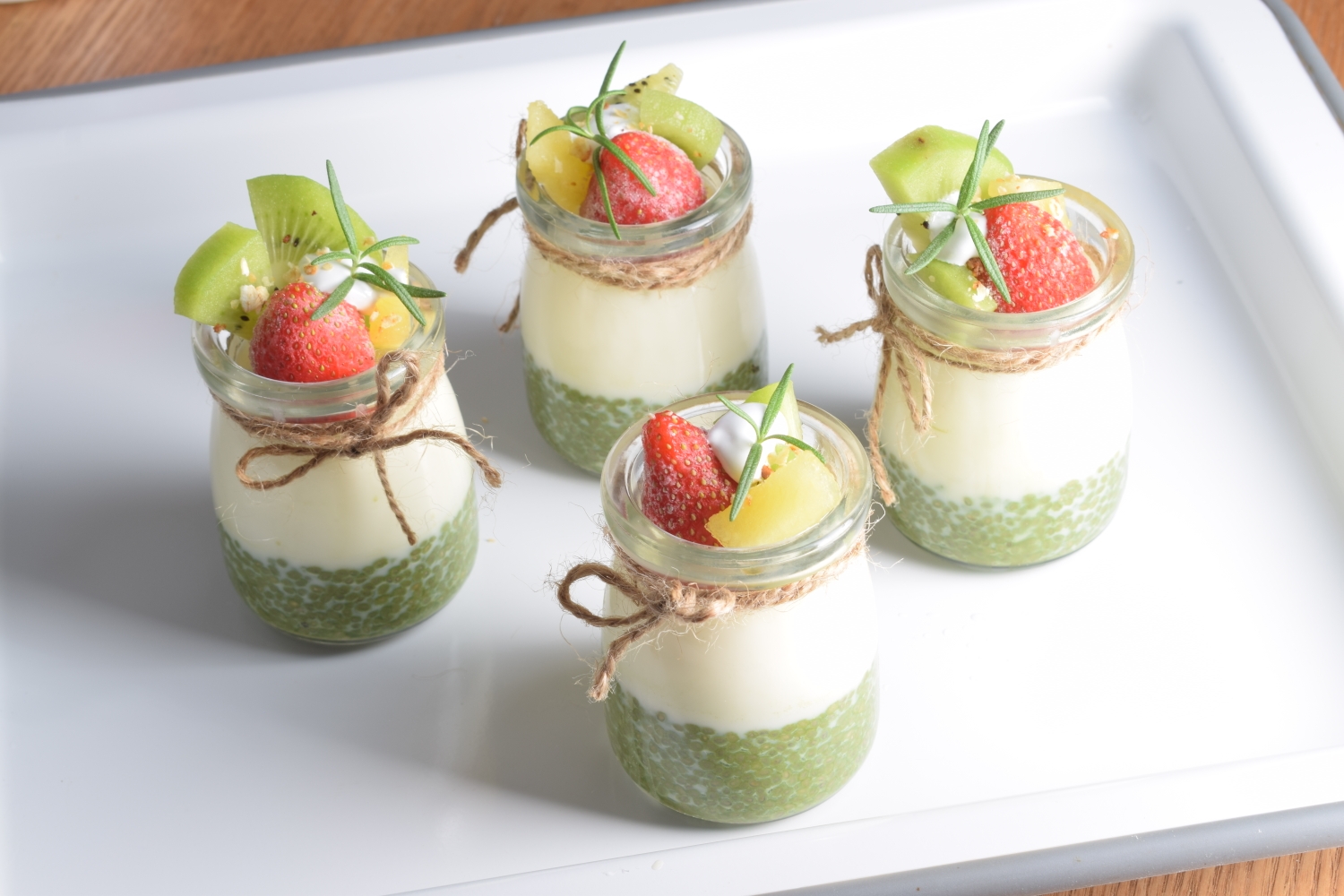 网红夏季饮品,棉花糖抹茶奇亚籽布丁,好吃还好看,快来试试吧