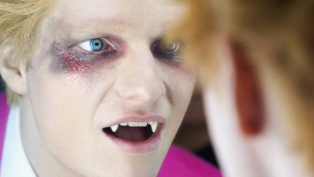 omfg黄老板变吸血鬼!时隔4年solo新单bad habits超清mv大首播!