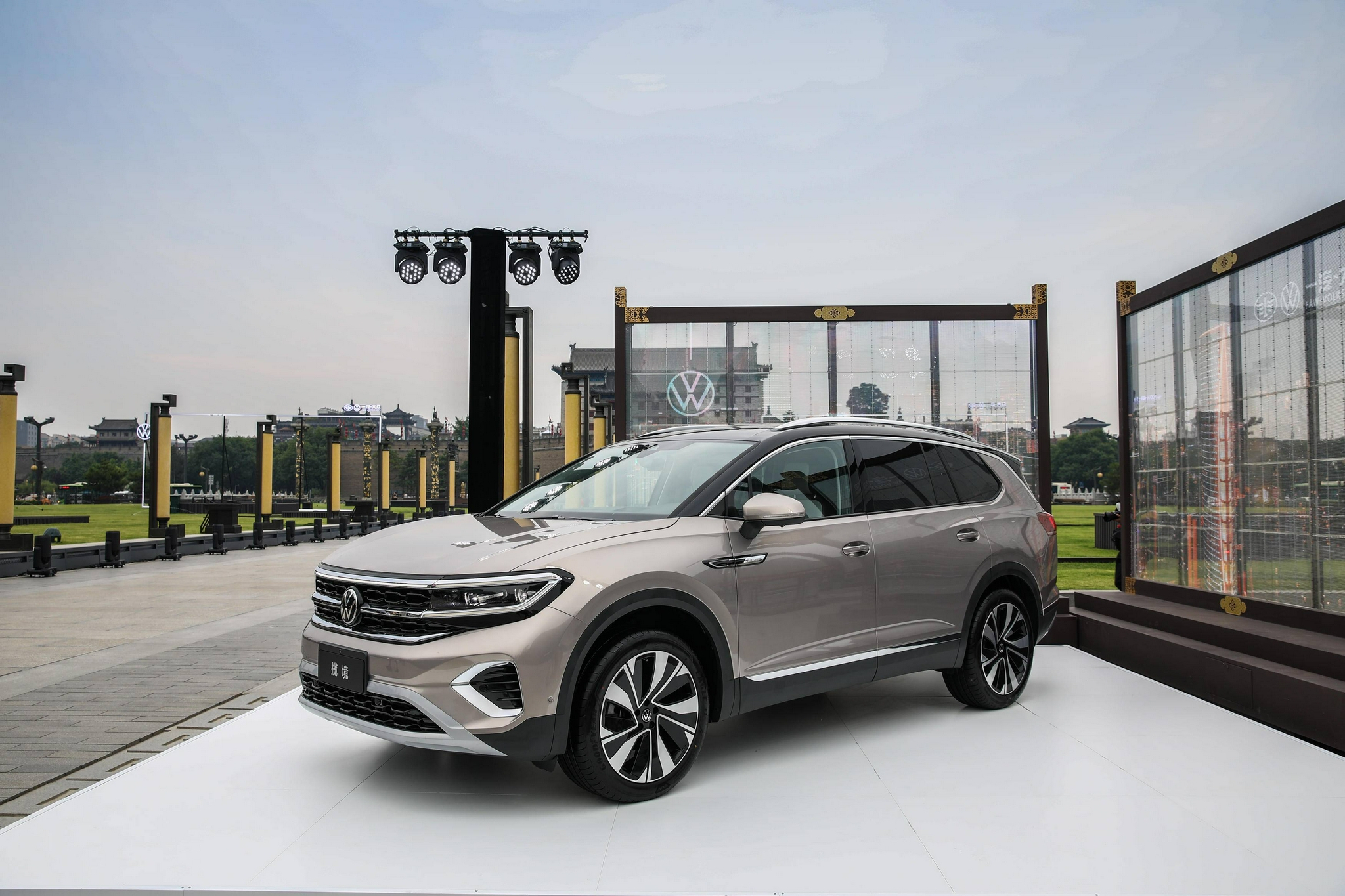 99万-39.99万元,一汽-大众全能旗舰suv揽境正式上市
