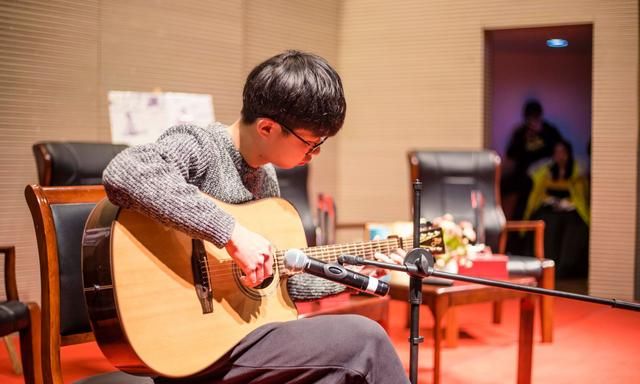 收到高考录取通知书后,别办谢师宴了,省下钱做这3件事更有意义休闲区蓝鸢梦想 - Www.slyday.coM