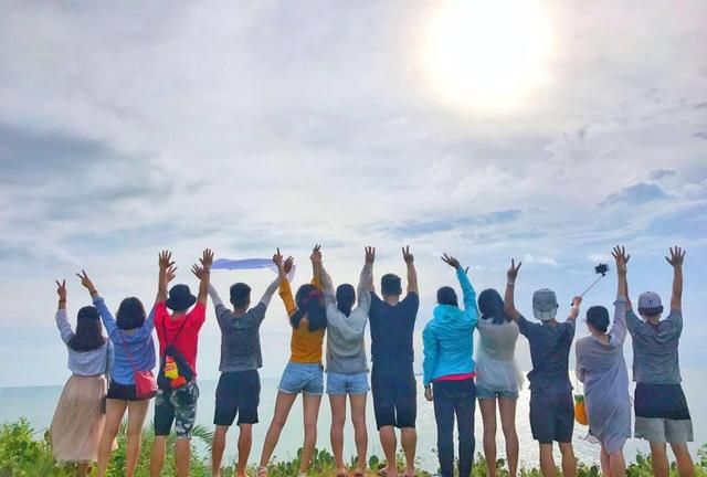 收到高考录取通知书后,别办谢师宴了,省下钱做这3件事更有意义休闲区蓝鸢梦想 - Www.slyday.coM