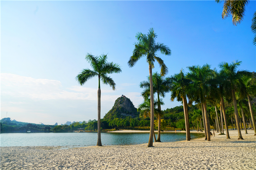 广西南宁隐藏着一个童话王国,环境幽静风景美,几乎看不到游客