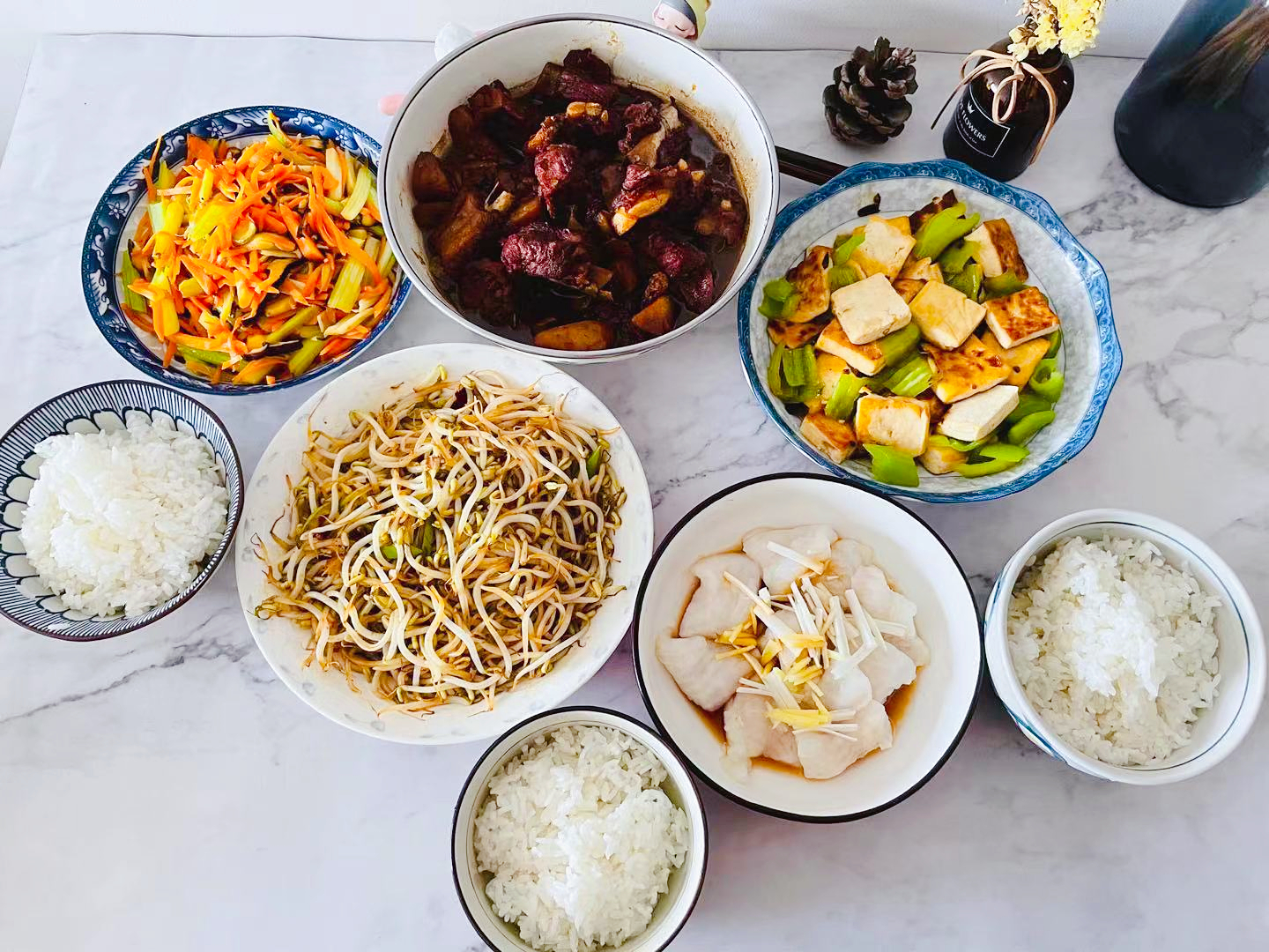 一家三口的晚餐5个菜简单温馨有营养还下饭网友馋了