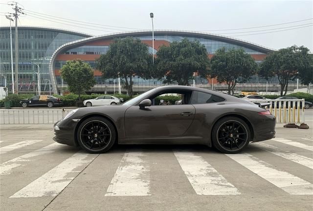 梦想照进现实保时捷911carrera一台圆梦系列的大玩具