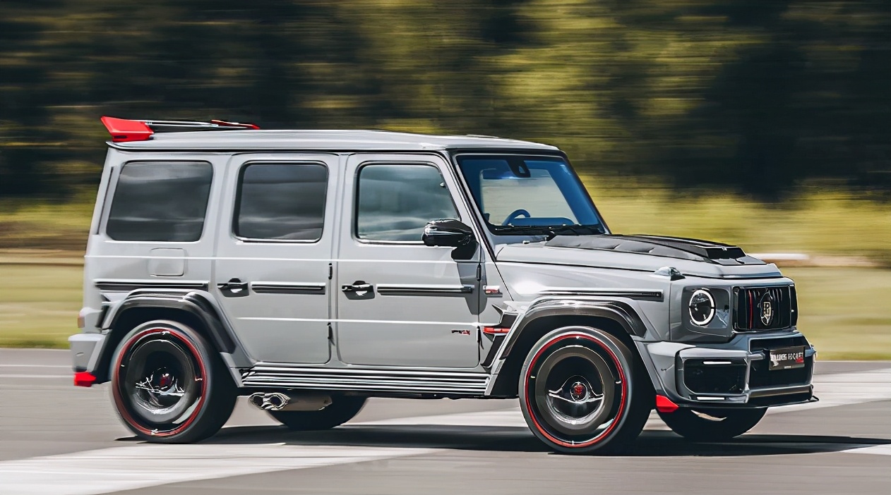 地表最速大g出炉!3.7秒破百,全黑低趴,定名"火箭"